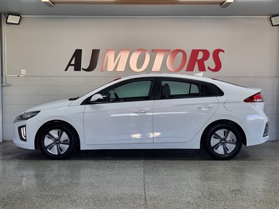 2022 Hyundai IONIQ - Thumbnail
