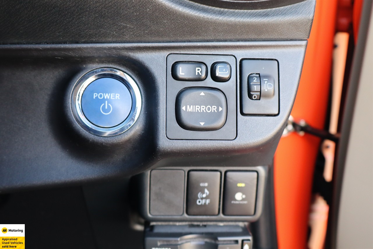 2013 Toyota Aqua