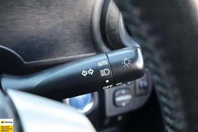 2013 Toyota Aqua - Thumbnail