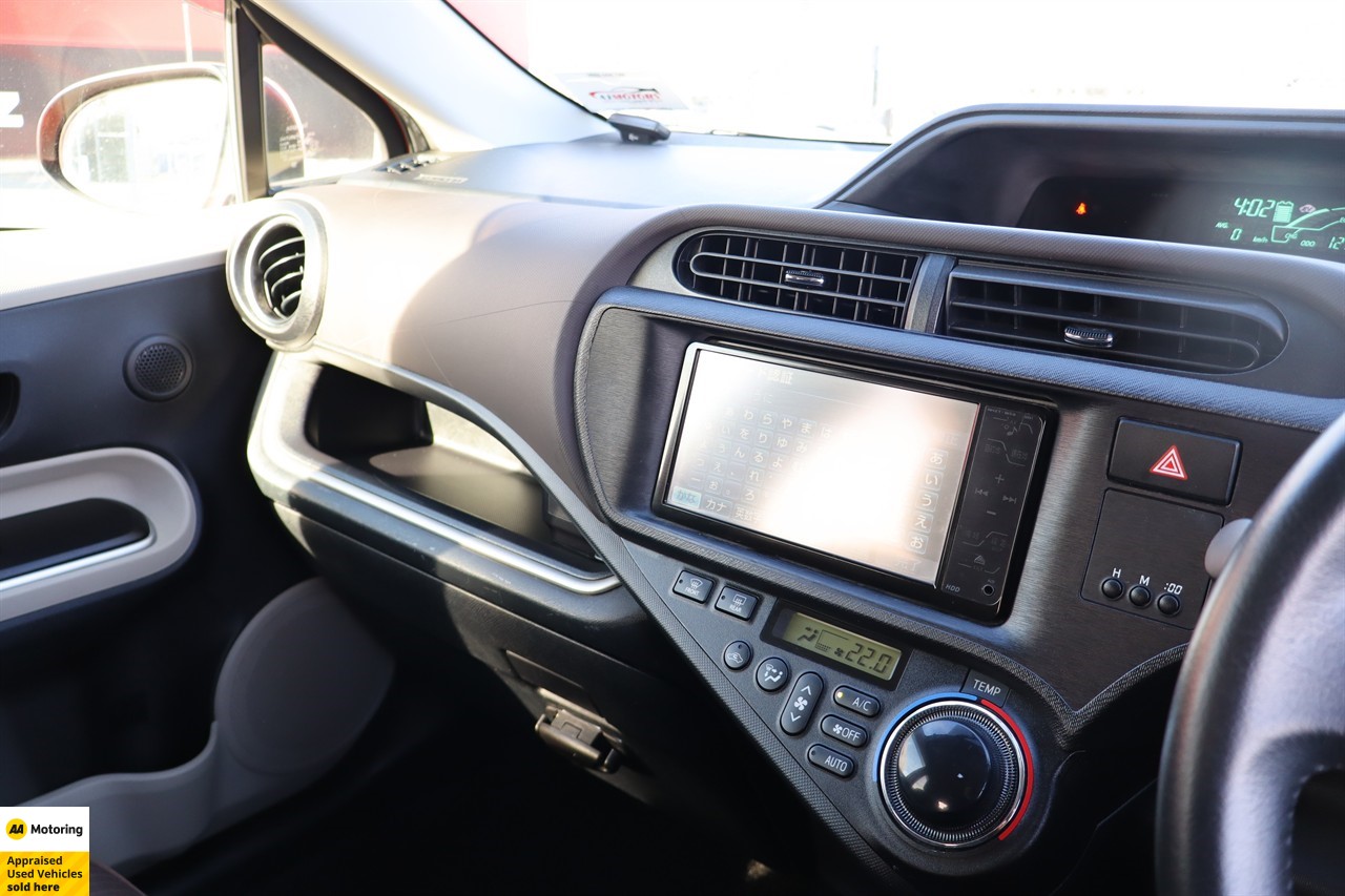 2013 Toyota Aqua