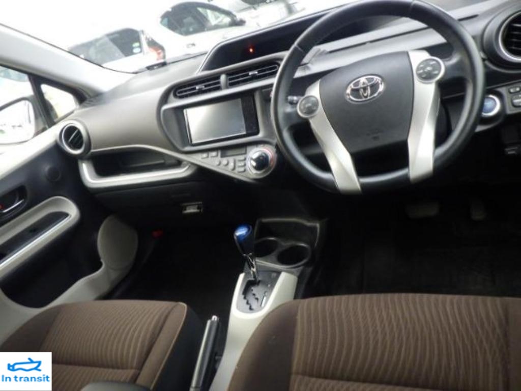 2013 Toyota Aqua