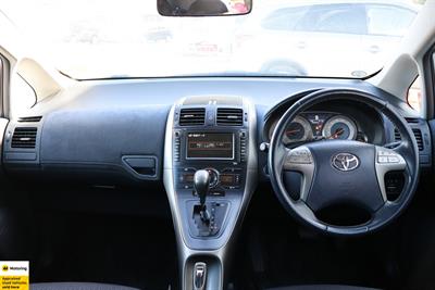 2008 Toyota Blade - Thumbnail