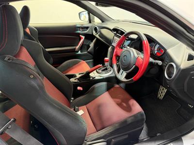 2012 Toyota 86 - Thumbnail
