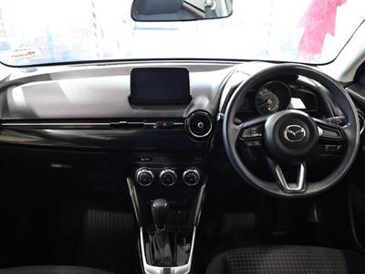 2017 Mazda Demio - Thumbnail