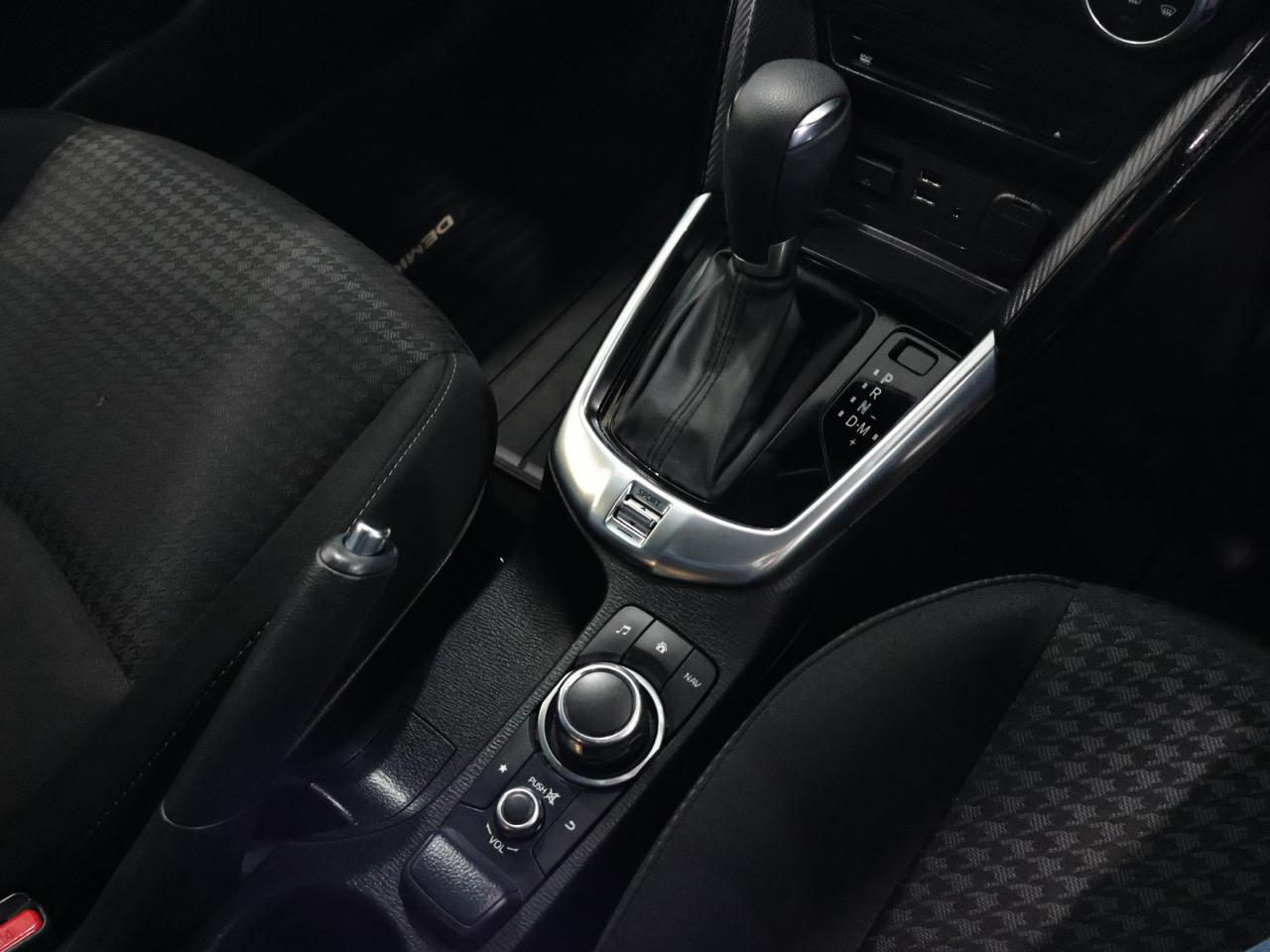 2017 Mazda Demio