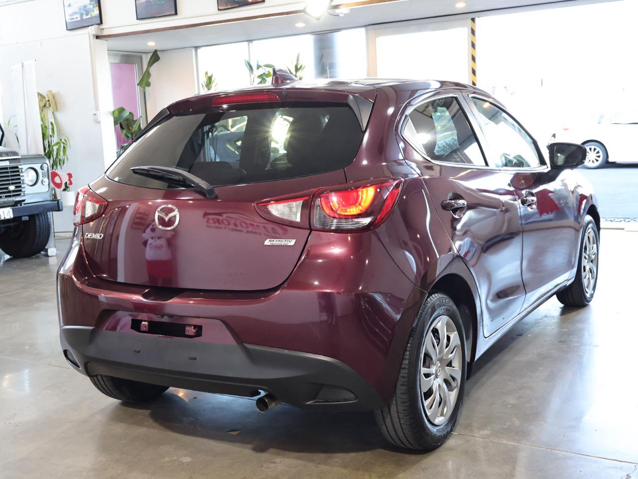2017 Mazda Demio