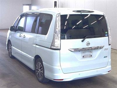 2015 Nissan serena - Thumbnail