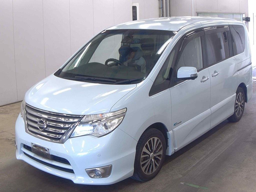 2015 Nissan serena