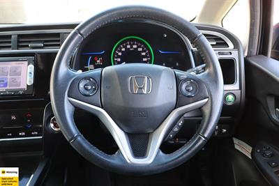 2015 Honda Shuttle - Thumbnail