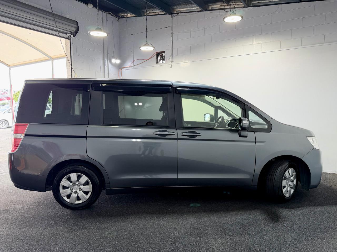 2013 Honda STEPWAGON