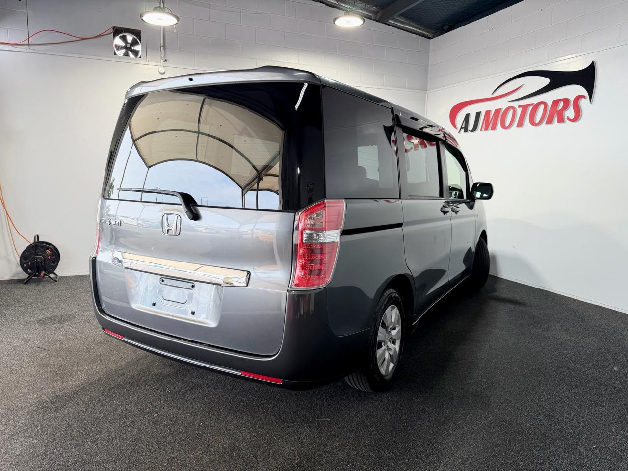 2013 Honda STEPWAGON