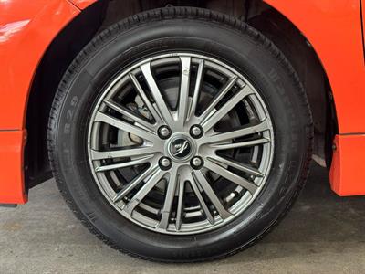 2013 Toyota Aqua - Thumbnail