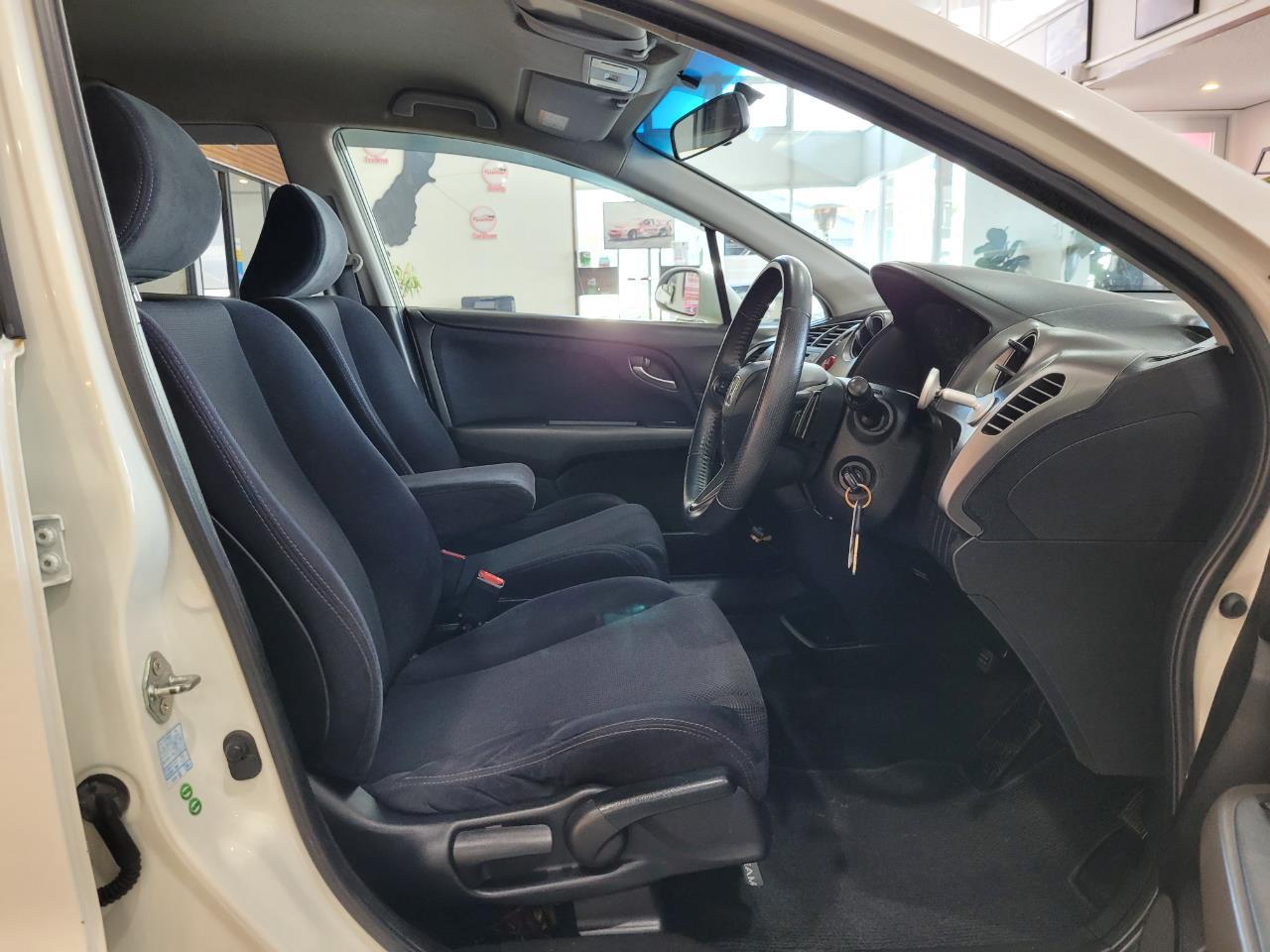 2009 Honda Stream