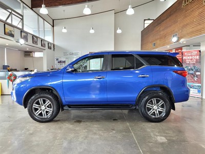 2019 Toyota Fortuner - Thumbnail