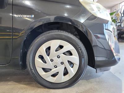 2016 Toyota Aqua - Thumbnail