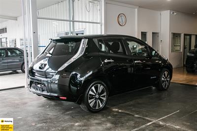 2014 Nissan Leaf - Thumbnail