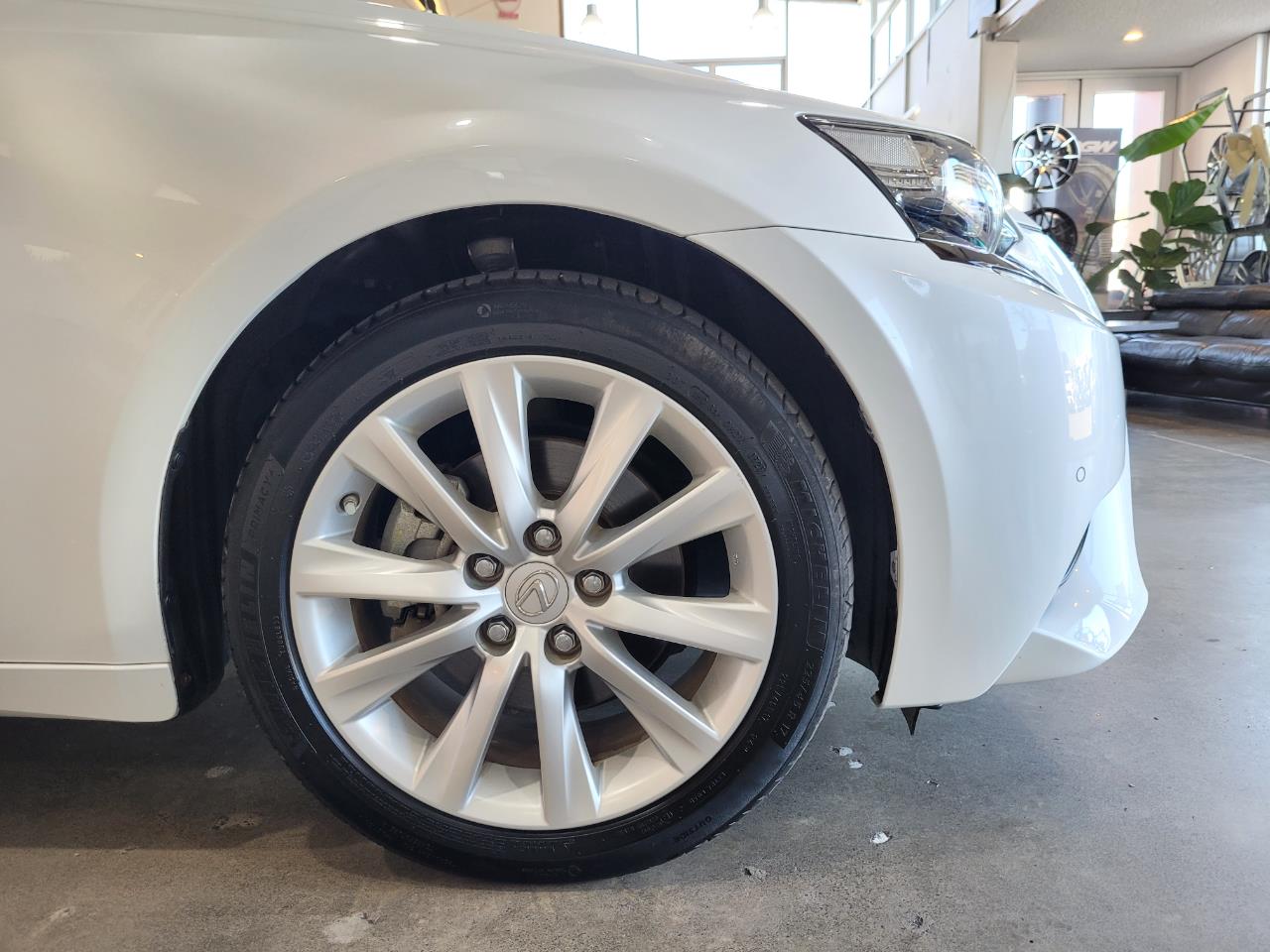 2014 Lexus IS