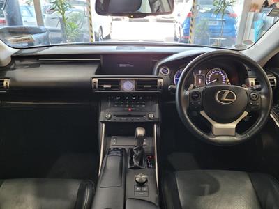 2014 Lexus IS - Thumbnail
