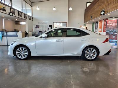 2014 Lexus IS - Thumbnail