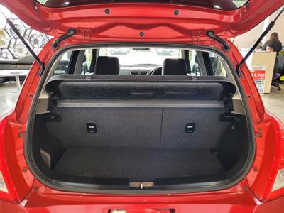 2014 Suzuki Swift - Thumbnail