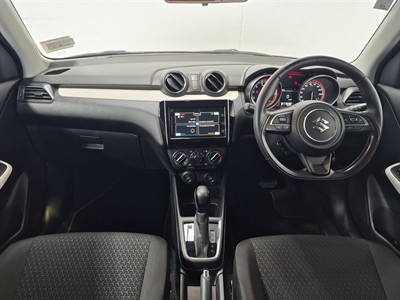 2023 Suzuki Swift - Thumbnail