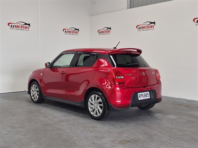 2023 Suzuki Swift - Thumbnail