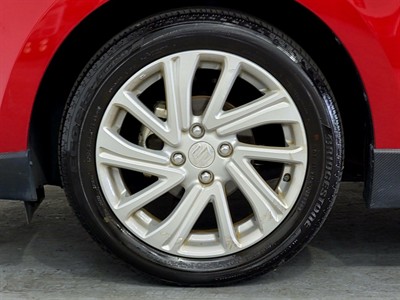 2023 Suzuki Swift - Thumbnail