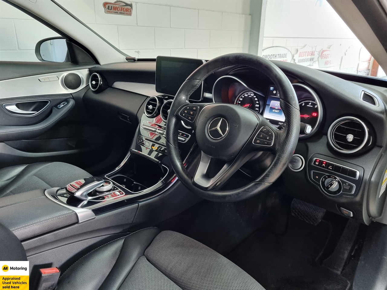 2015 Mercedes-Benz C 180