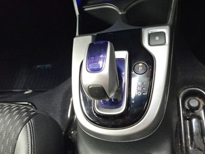 2015 Honda Fit Hybrid - Thumbnail