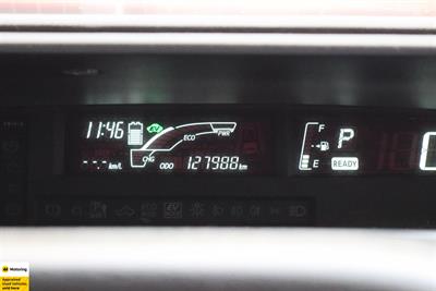2017 Toyota Aqua - Thumbnail