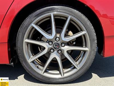 2014 Toyota Prius - Thumbnail