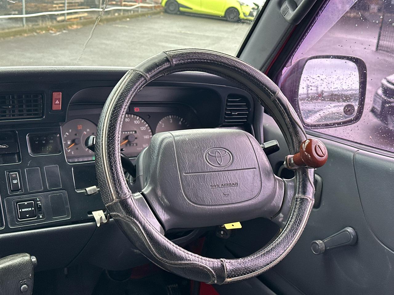 2004 Toyota Hiace
