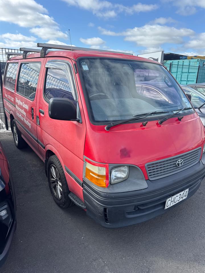 2004 Toyota Hiace