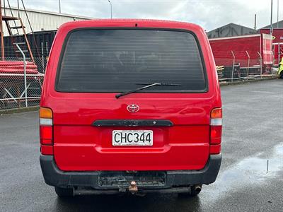 2004 Toyota Hiace - Thumbnail