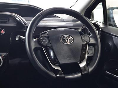 2017 Toyota Aqua - Thumbnail
