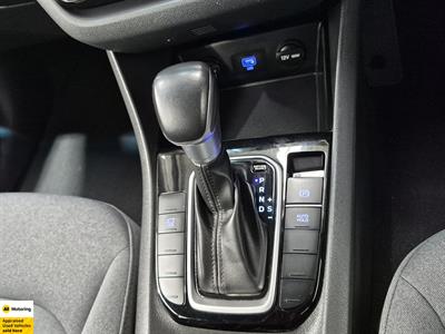 2022 Hyundai IONIQ - Thumbnail
