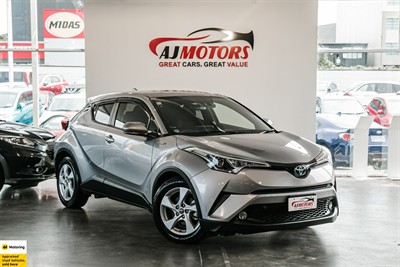 2017 Toyota C-HR - Thumbnail