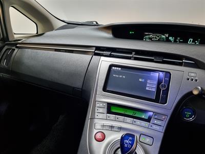 2013 Toyota Prius - Thumbnail