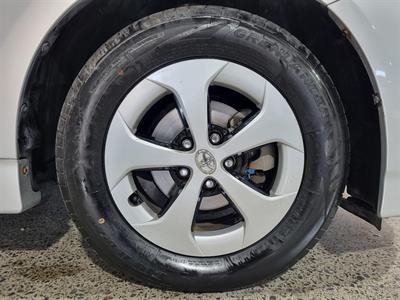 2013 Toyota Prius - Thumbnail