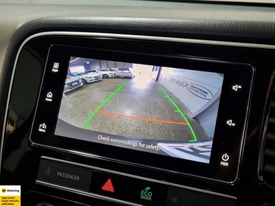 2019 Mitsubishi Outlander - Thumbnail