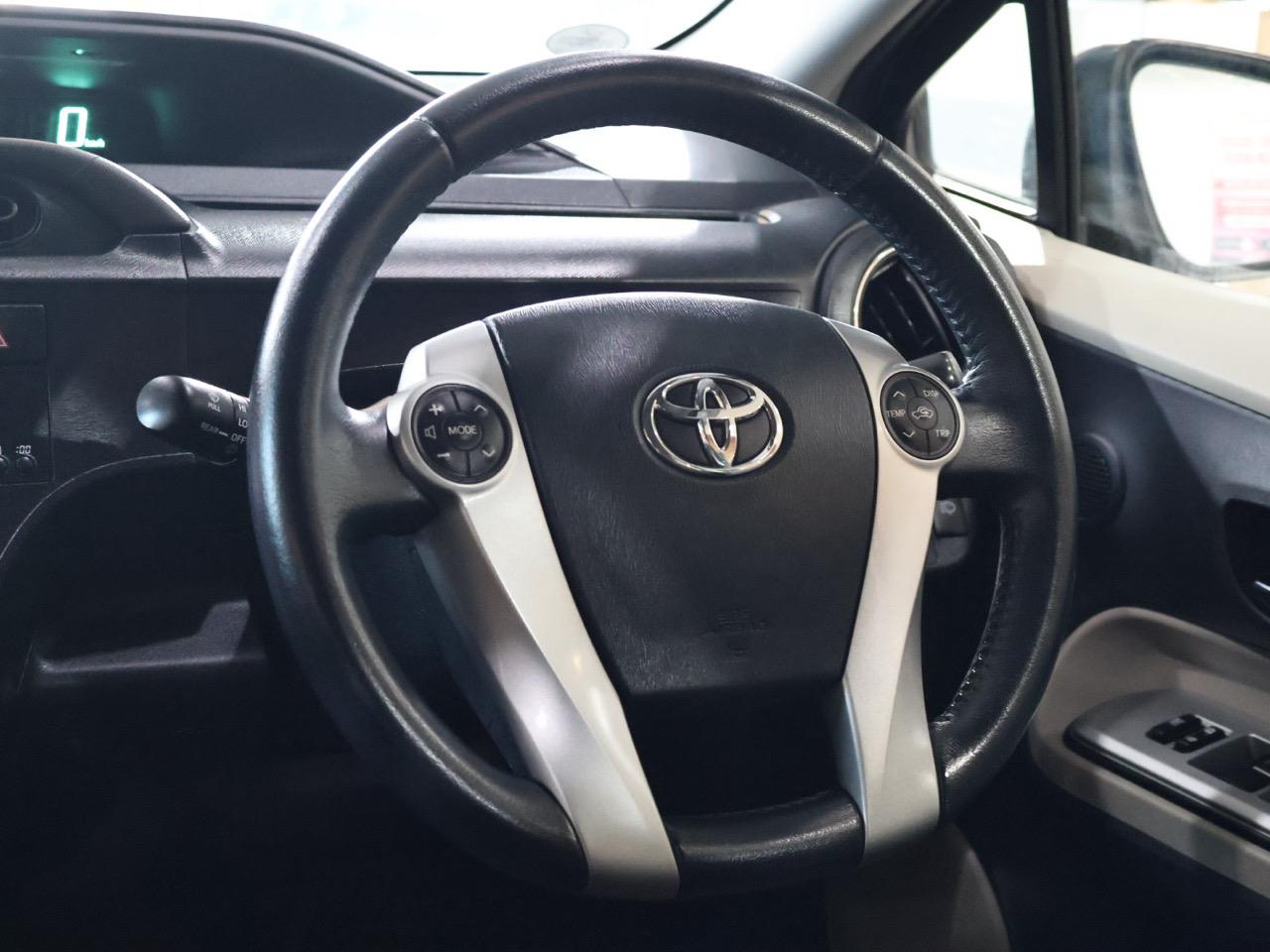 2013 Toyota Aqua