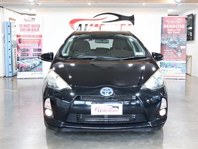 2013 Toyota Aqua - Thumbnail