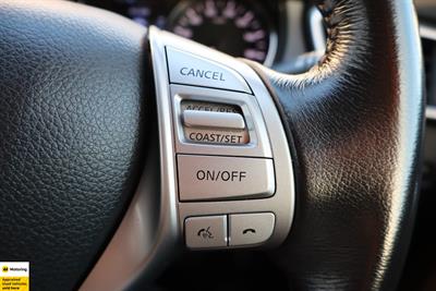 2015 Nissan X-Trail - Thumbnail
