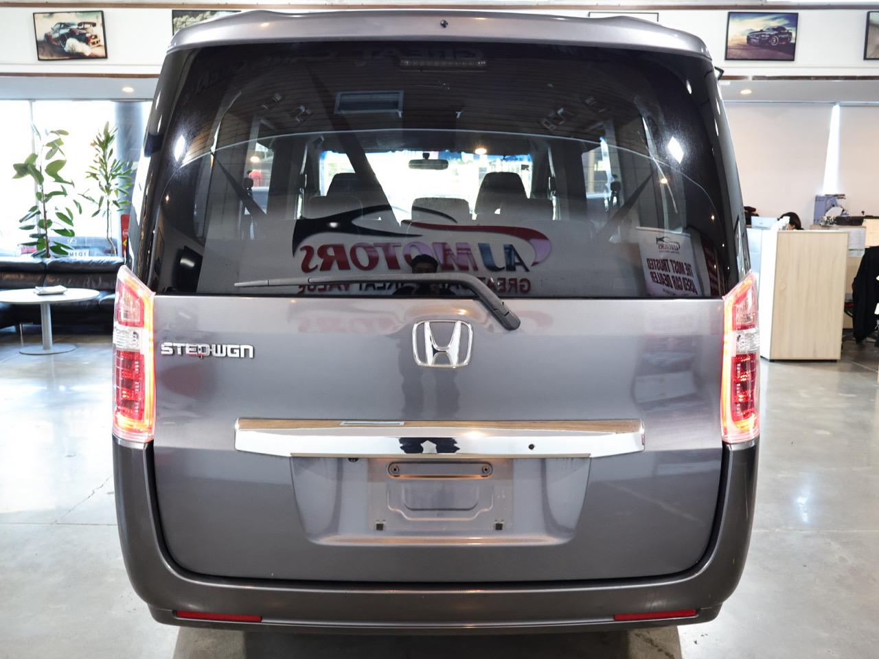 2013 Honda STEPWAGON