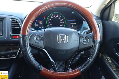 2014 Honda Vezel - Thumbnail