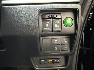 2015 Honda Odyssey - Thumbnail