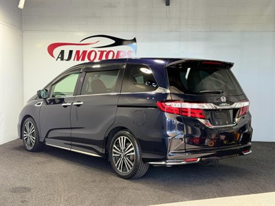 2015 Honda Odyssey - Thumbnail