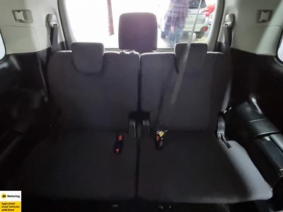 2014 Toyota Voxy - Thumbnail