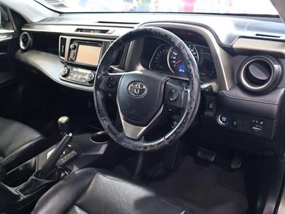 2013 Toyota RAV4 - Thumbnail