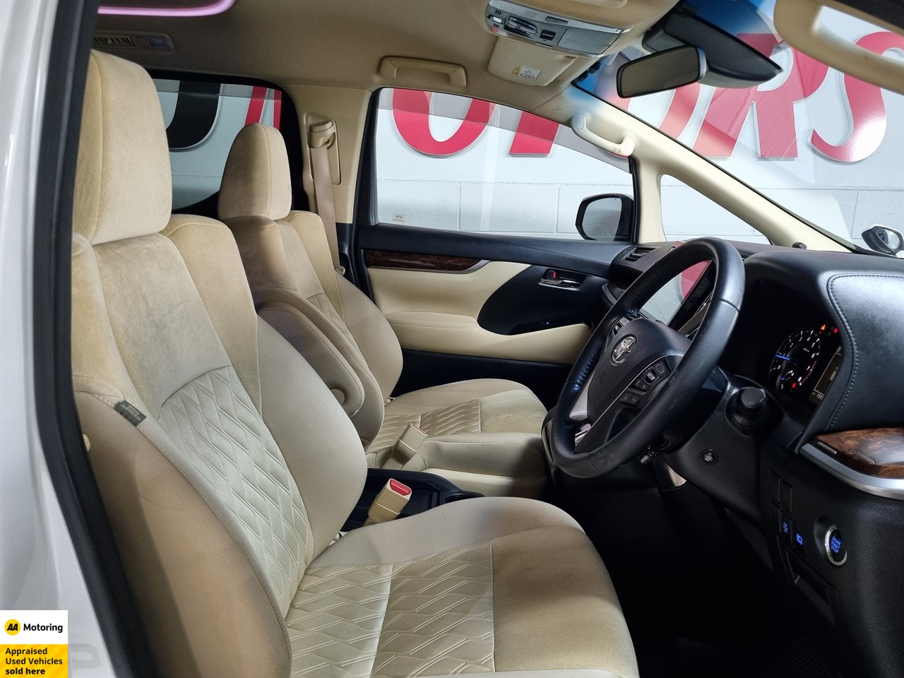 2019 Toyota Vellfire